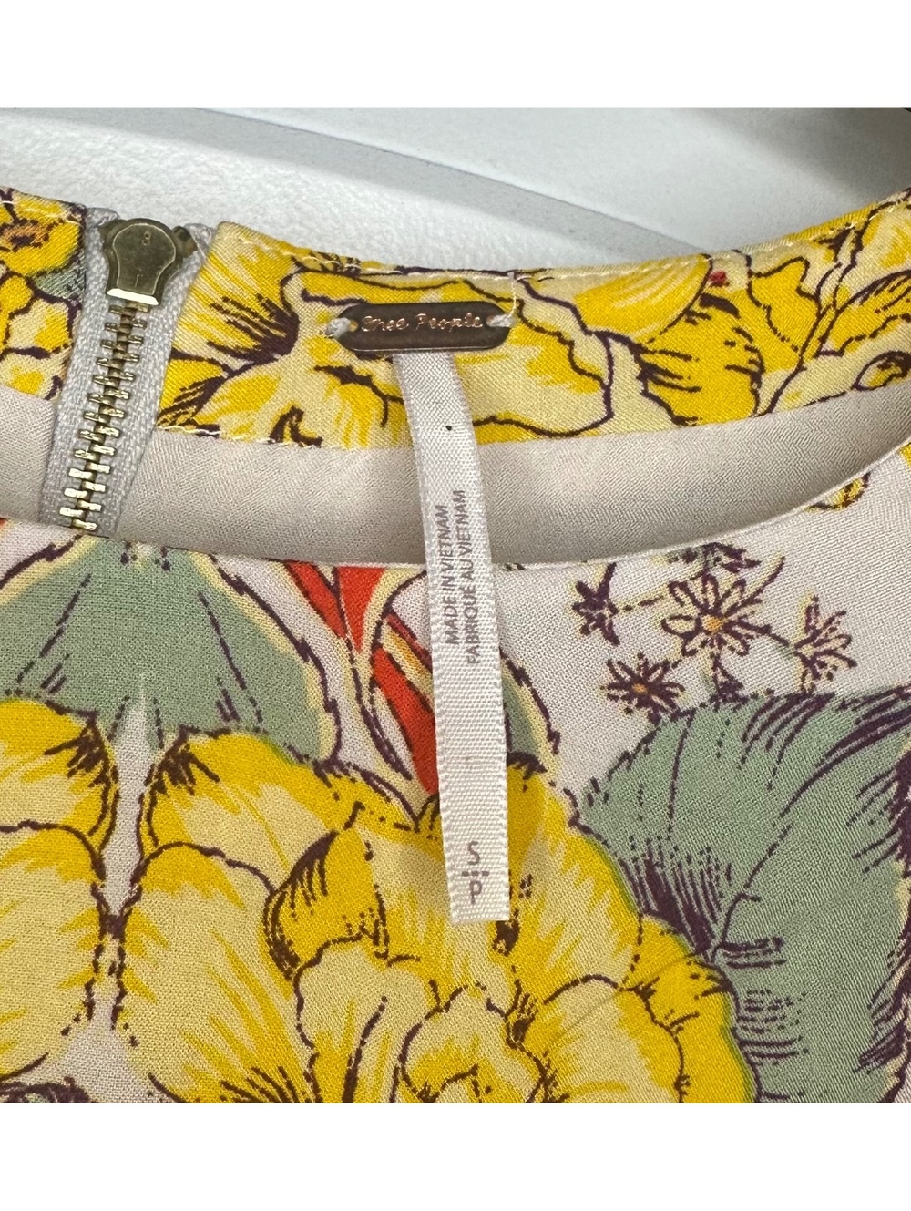 Free People Floral Print Short Sleeve Dress with Back Zipper Size Small